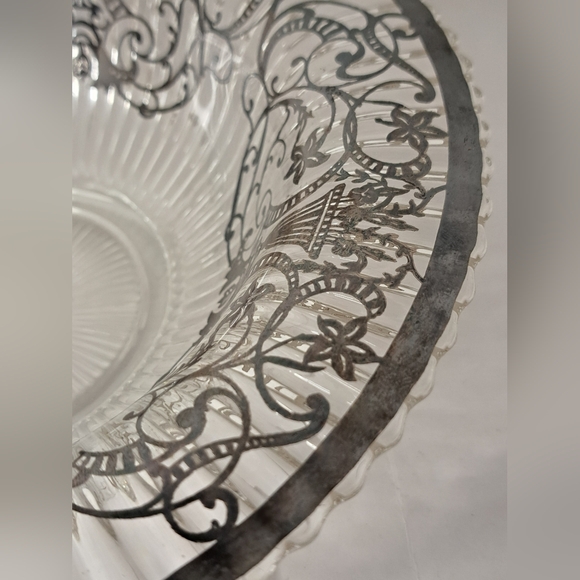 Silver Overlay Serving Bowl.  Round Center Piece.  Just beautiful. - Picture 6 of 8